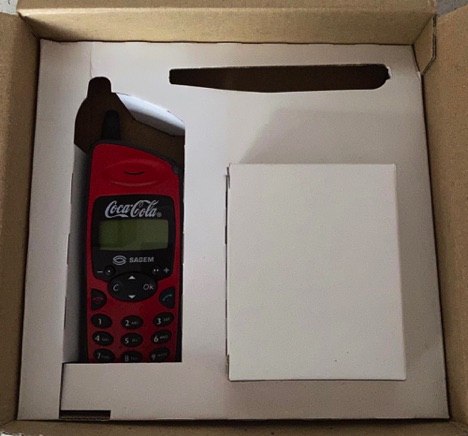 2656-1 € 25,00 coca cola GSM.jpeg